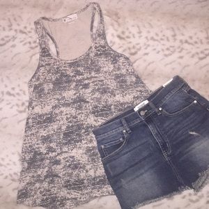 Looks like camo tank